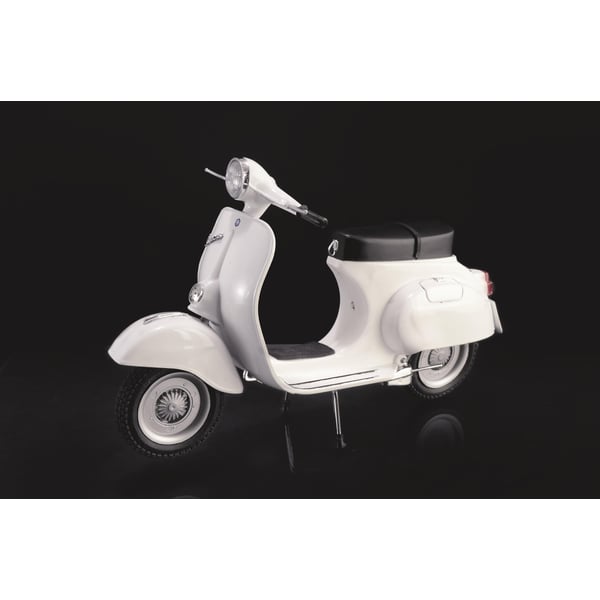 Modell ITALERI mit Motiv Vespa 125 Primavera Motorroller weiss 